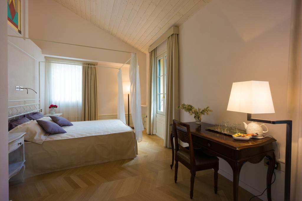 Relais Di Villa Adinolfi Annone di Brianza Zimmer foto