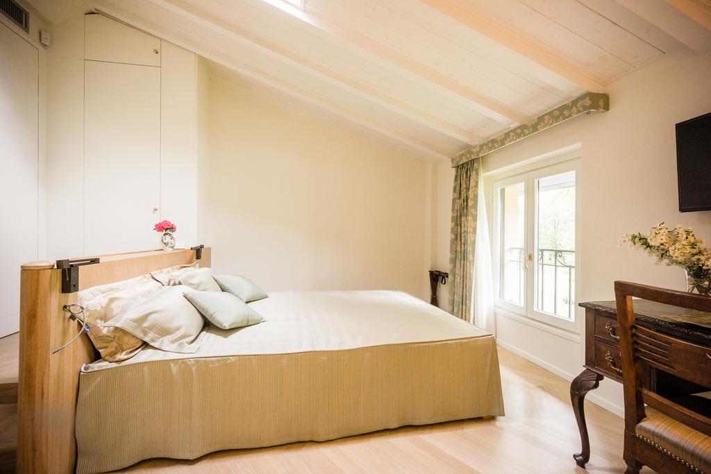 Relais Di Villa Adinolfi Annone di Brianza Zimmer foto
